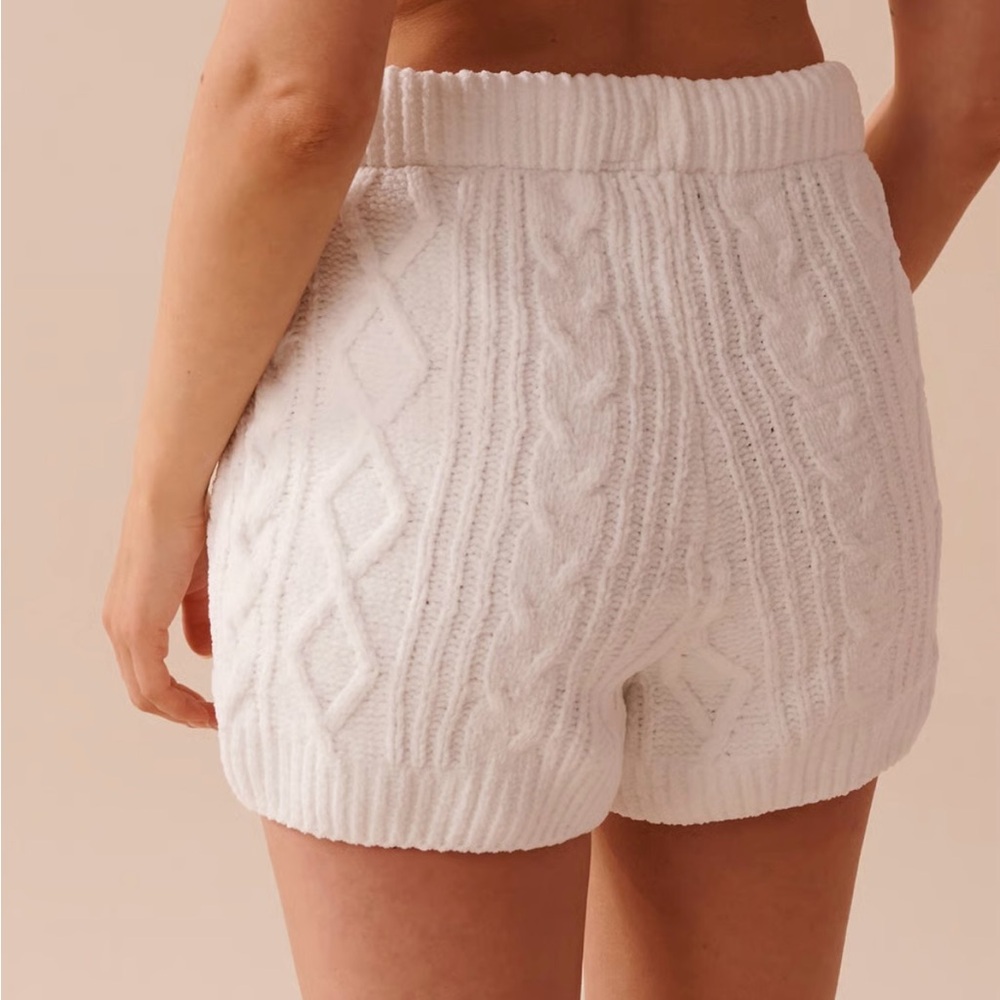 Cozy Cable Knit Chenille Shorts - la Vie en Rose/size M - Picture 5 of 5